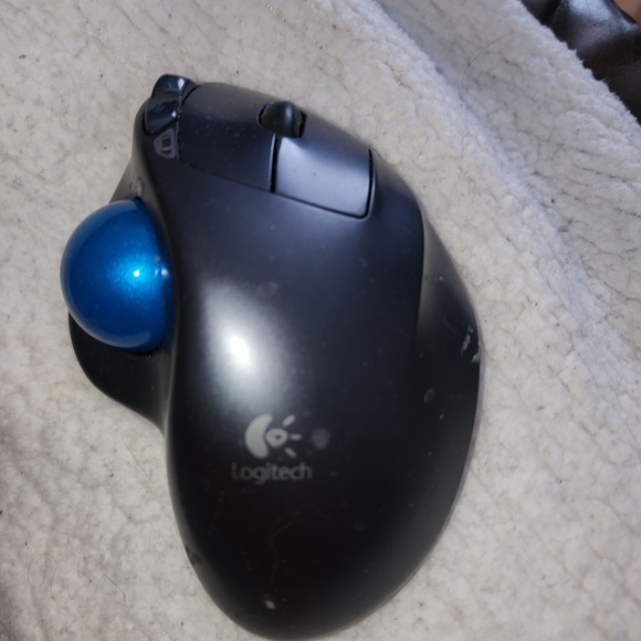 Logitech M570 Wireless Trackball Mouse W Unifying USB receiver - Picture 2 of 4